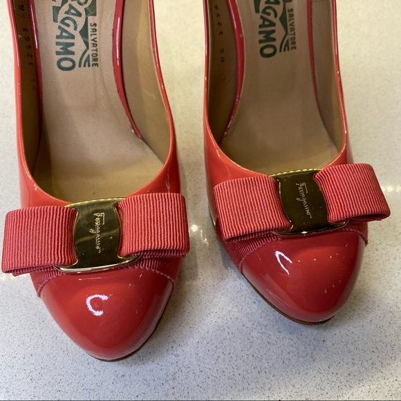 Salvatore Ferragamo Rilly Heels Morning RosePatent - Picture 7 of 12